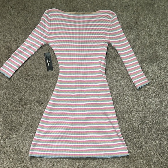 NWT Lulu's Supremely Sara Taupe Multi Striped Sweater Wrap Dress Medium - Picture 5 of 8
